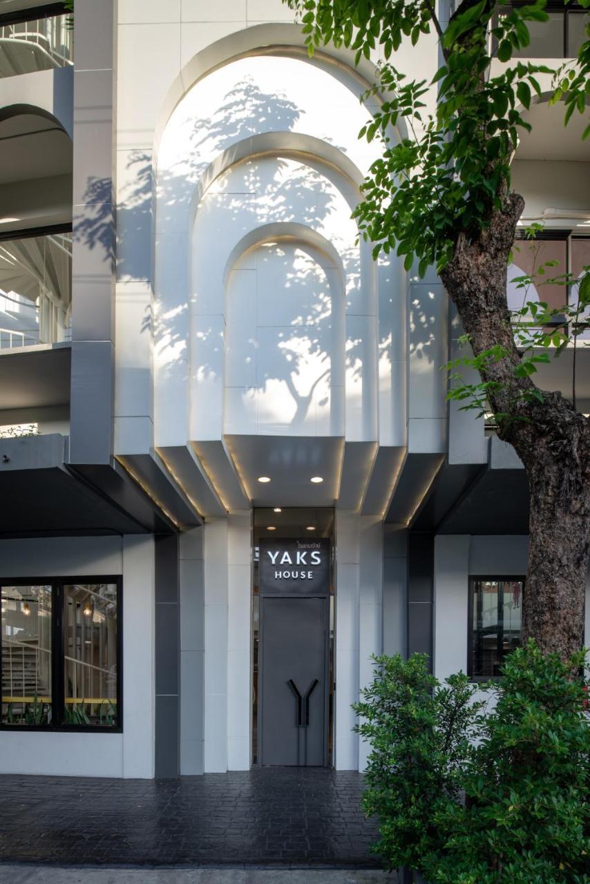 Yaks House Hostel - Sha Plus Bangkok Exterior photo